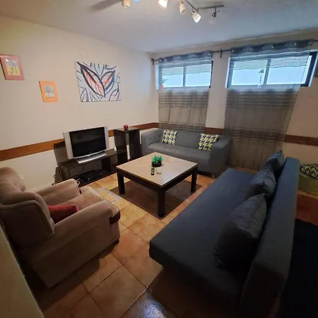 Center Economic Huge Flat *