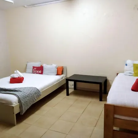 Center Economic Huge Flat